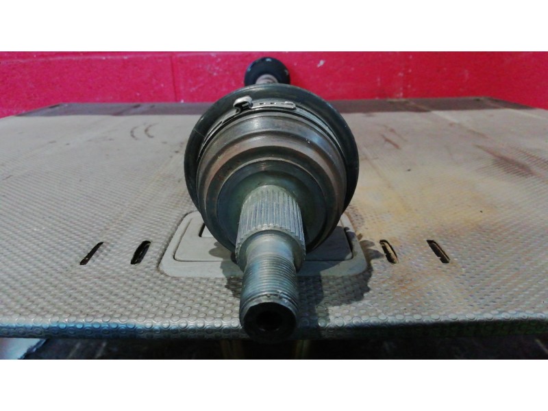 Recambio de transmision delantera derecha para seat leon (1m1) referencia OEM IAM    Recambio de transmision delantera derecha para seat leon (1m1) referencia OEM IAM