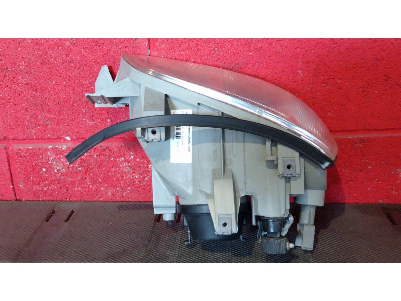 Recambio de faro derecho para renault clio alize 1.4 referencia OEM IAM   