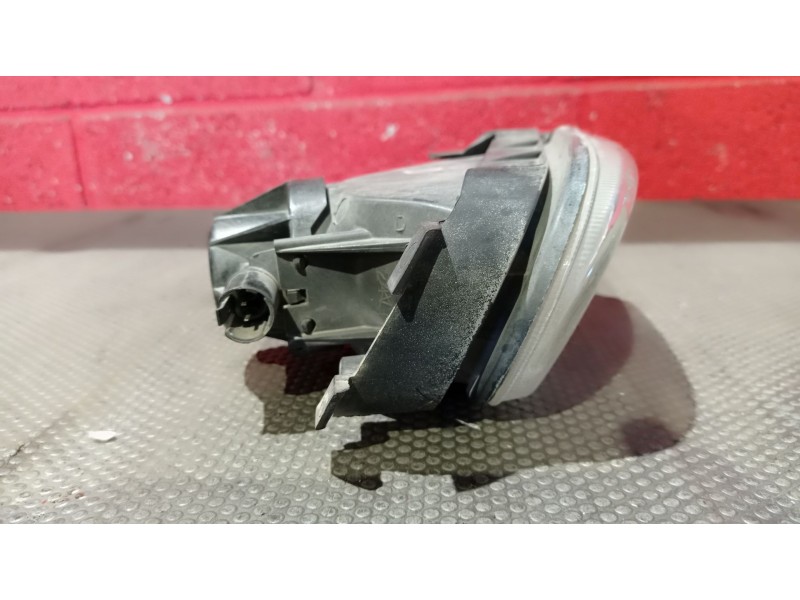 Recambio de faro antiniebla derecho para renault clio alize 1.4 referencia OEM IAM   