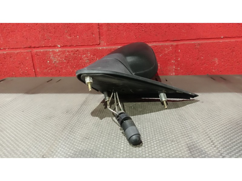 Recambio de retrovisor derecho para renault clio alize 1.4 referencia OEM IAM MANUAL  