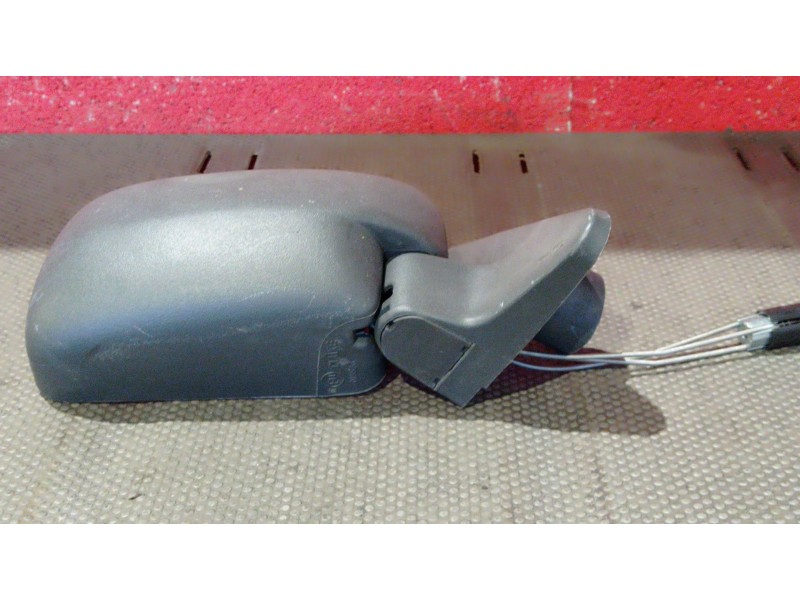 Recambio de retrovisor derecho para renault expres referencia OEM IAM MANUAL  