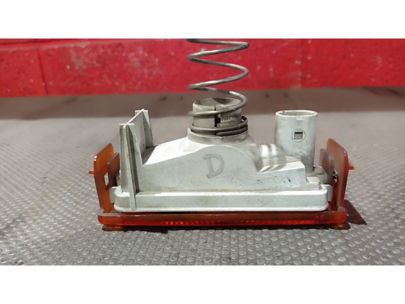 Recambio de piloto delantero derecho para renault expres referencia OEM IAM    Recambio de piloto delantero derecho para renault expres referencia OEM IAM