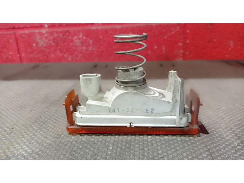 Recambio de piloto delantero izquierdo para renault expres referencia OEM IAM    Recambio de piloto delantero izquierdo para renault expres referencia OEM IAM