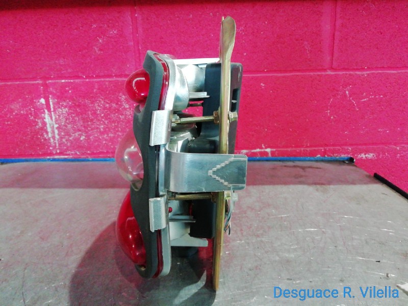 Recambio de piloto trasero derecho para fiat brava (182) 1.9 d s | 09.96 - ... 1.9 d s | 09.96 - ... referencia OEM IAM   