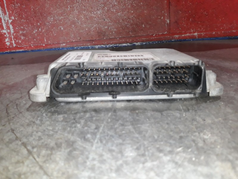 Recambio de centralita motor uce para fiat seicento (187) 1.1 | 0.98 - ... 1.1 | 0.98 - ... referencia OEM IAM 55187372 IAW4AFM9