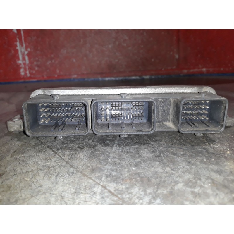Recambio de centralita motor uce para renault megane ii berlina 5p 1.6 cat | 0.02 - 0.09 1.6 cat | 0.02 - 0.09 referencia OEM IA