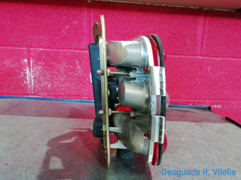 Recambio de piloto trasero derecho para fiat brava (182) 1.9 d s | 09.96 - ... 1.9 d s | 09.96 - ... referencia OEM IAM   