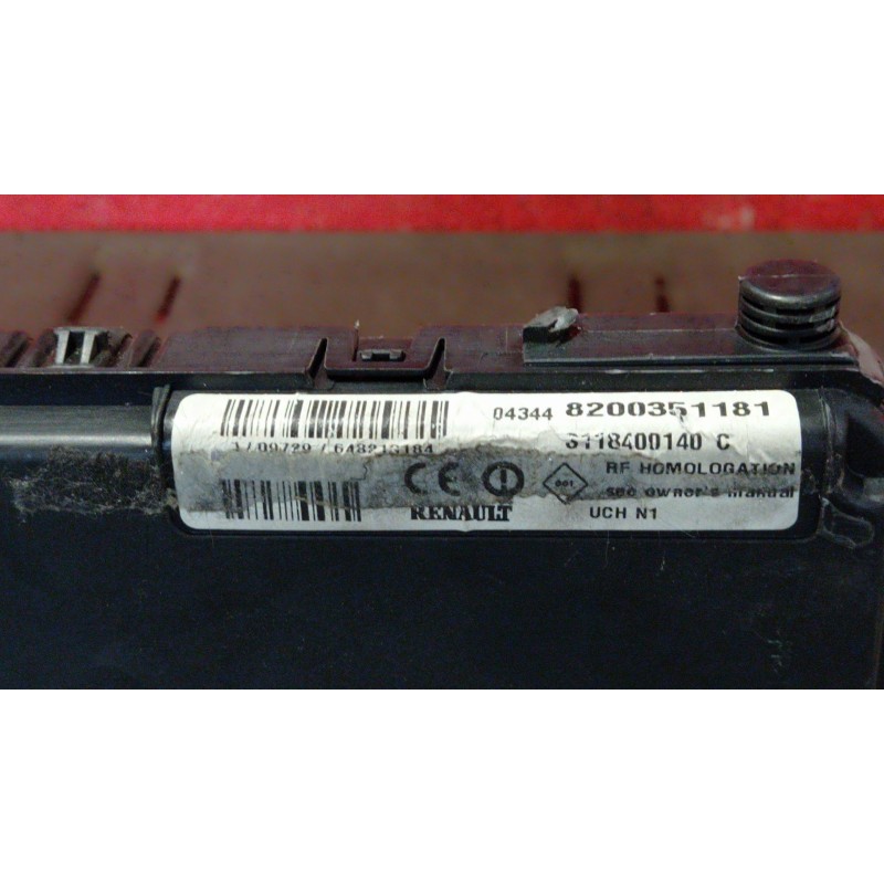 Recambio de caja reles fusibles para renault megane ii berlina 5p 1.6 cat | 0.02 - 0.09 1.6 cat | 0.02 - 0.09 referencia OEM IAM