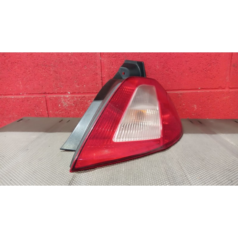 Recambio de piloto trasero derecho para renault megane ii berlina 5p 1.6 cat | 0.02 - 0.09 1.6 cat | 0.02 - 0.09 referencia OEM 