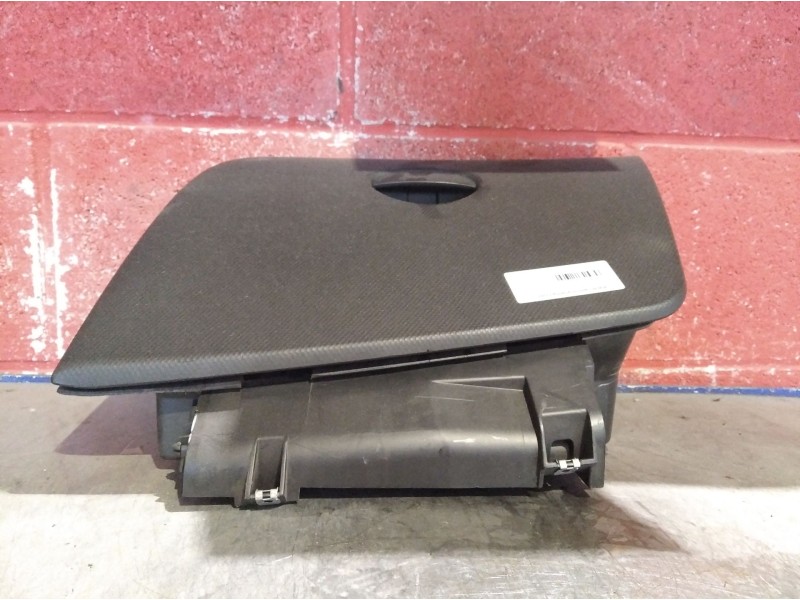 Recambio de guantera para seat leon (1p1)  | 0.05 - ...  | 0.05 - ... referencia OEM IAM   