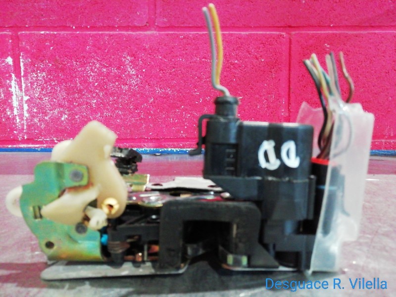 Recambio de cerra. puer. delantero derecha para fiat brava (182) 1.9 d s | 09.96 - ... 1.9 d s | 09.96 - ... referencia OEM IAM 