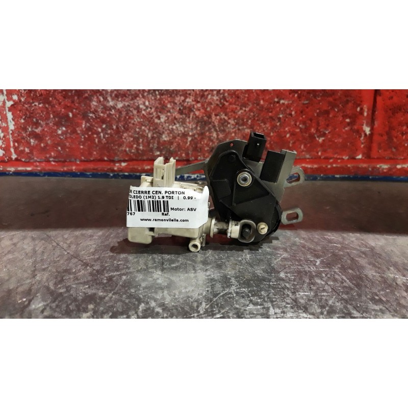 Recambio de motor cierre cen. porton para seat toledo (1m2) 1.9 tdi | 0.99 - ... 1.9 tdi | 0.99 - ... referencia OEM IAM   