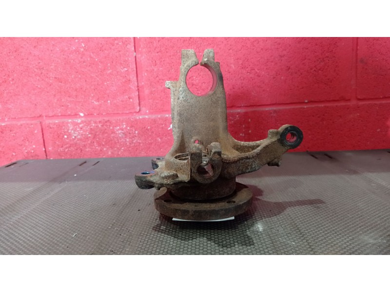 Recambio de mangueta delantera derecha para citroen c2 referencia OEM IAM    Recambio de mangueta delantera derecha para citroen c2 referencia OEM IAM