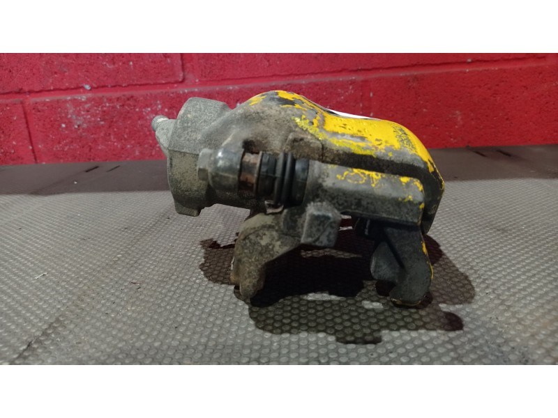 Recambio de pinza freno delantera izquierda para citroen c2 referencia OEM IAM    Recambio de pinza freno delantera izquierda para citroen c2 referencia OEM IAM