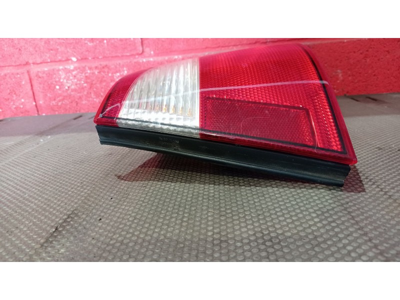 Recambio de piloto trasero derecho para seat cordoba berlina (6k2) signo referencia OEM IAM    Recambio de piloto trasero derecho para seat cordoba berlina (6k2) signo referencia OEM IAM