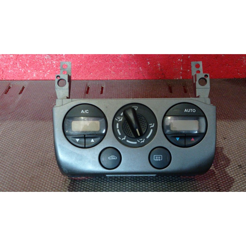Recambio de mando climatizador para nissan primera berlina (p11) 1.6 16v cat | 0.99 - ... 1.6 16v cat | 0.99 - ... referencia OE