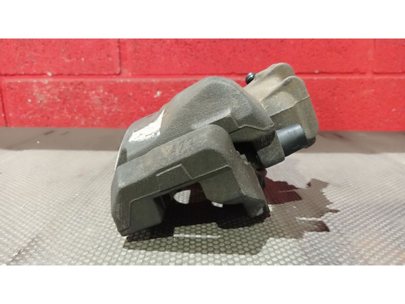 Recambio de pinza freno delantera derecha para citroen berlingo 1.6 hdi 75 x referencia OEM IAM   