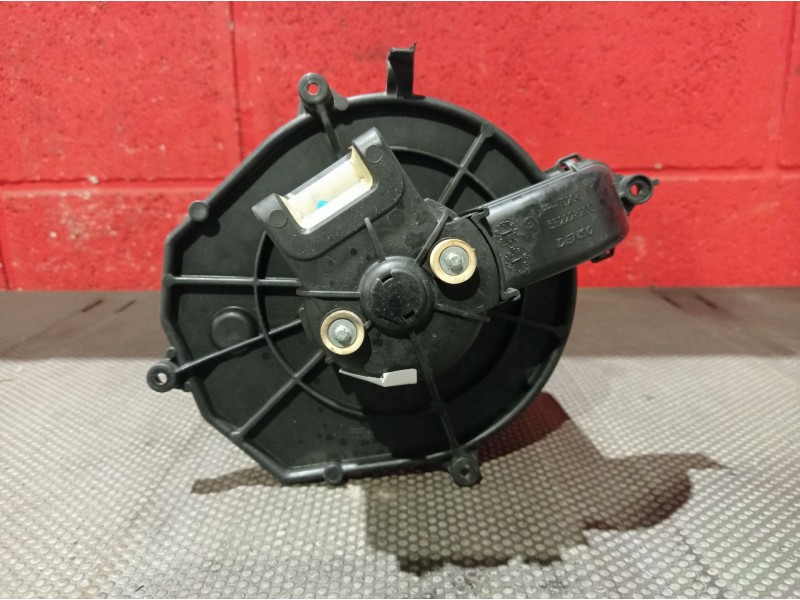 Recambio de motor calefaccion para citroen berlingo 1.6 hdi 75 x referencia OEM IAM 5E2228200  