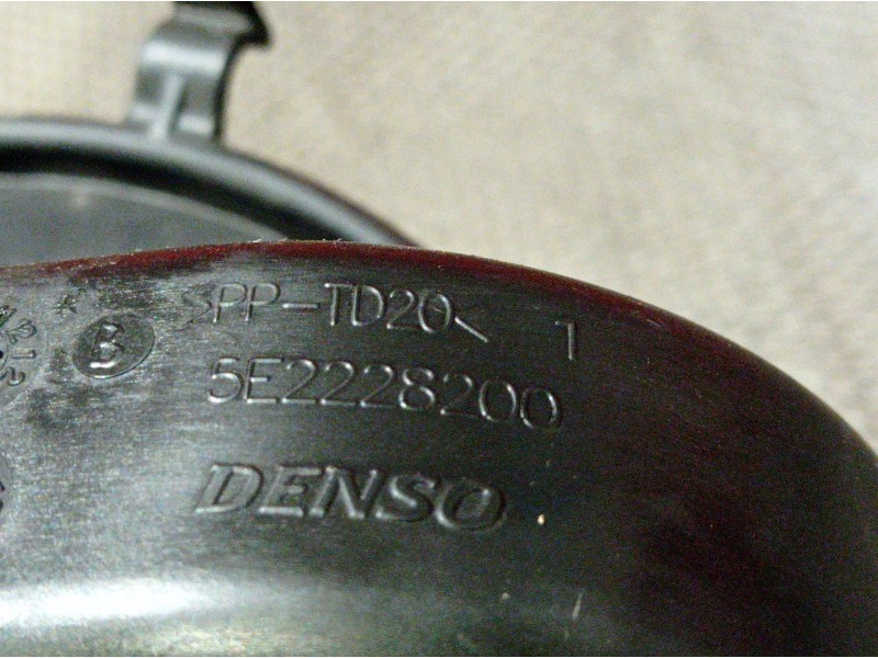 Recambio de motor calefaccion para citroen berlingo 1.6 hdi 75 x referencia OEM IAM 5E2228200  