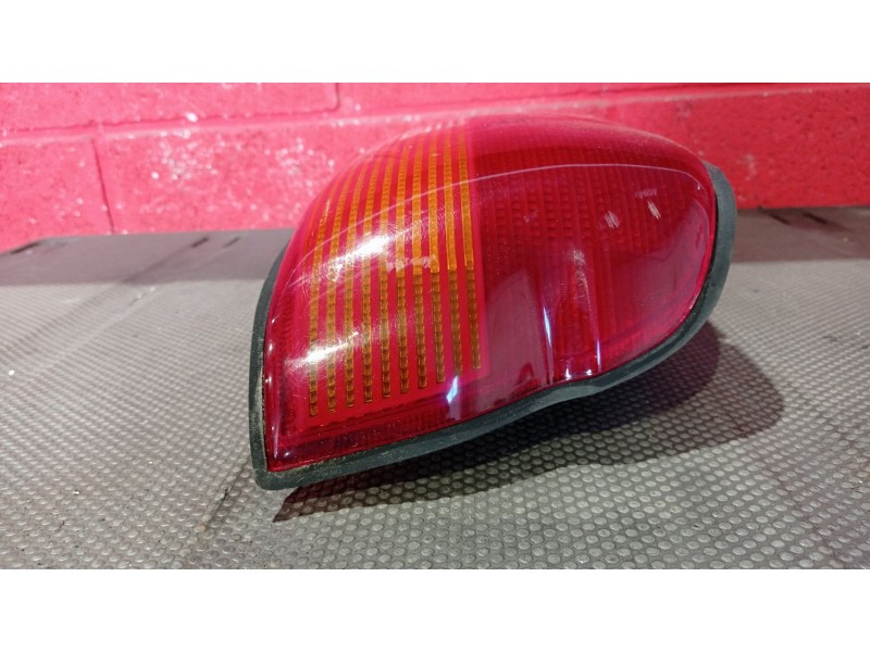 Recambio de piloto trasero derecho para ford escort berlina/turnier 1.8 diesel | 0.90 - ... escort berlina/turnier 1.8 diesel | 