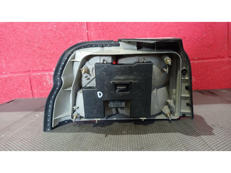 Recambio de piloto trasero derecho para ford escort berlina/turnier 1.8 diesel | 0.90 - ... escort berlina/turnier 1.8 diesel | 