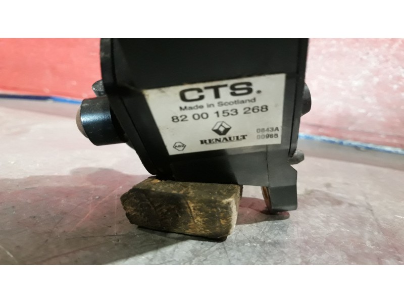 Recambio de potenciometro pedal para renault megane ii berlina 5p  | 0.00 - ...  | 0.00 - ... referencia OEM IAM 8200153268  