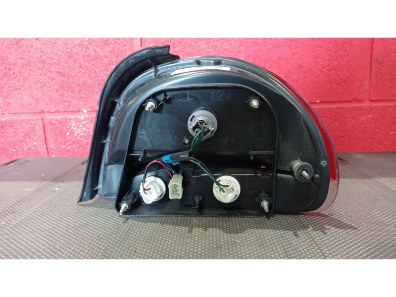 Recambio de piloto trasero izquierdo para hyundai accent referencia OEM IAM    Recambio de piloto trasero izquierdo para hyundai accent referencia OEM IAM