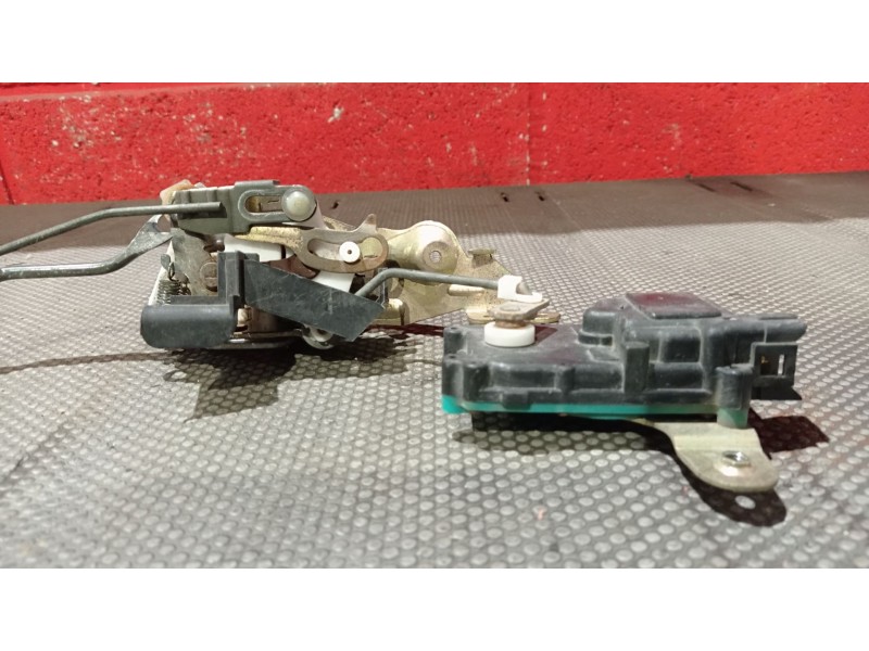 Recambio de cerradura puerta delantera izquierda para hyundai accent referencia OEM IAM   