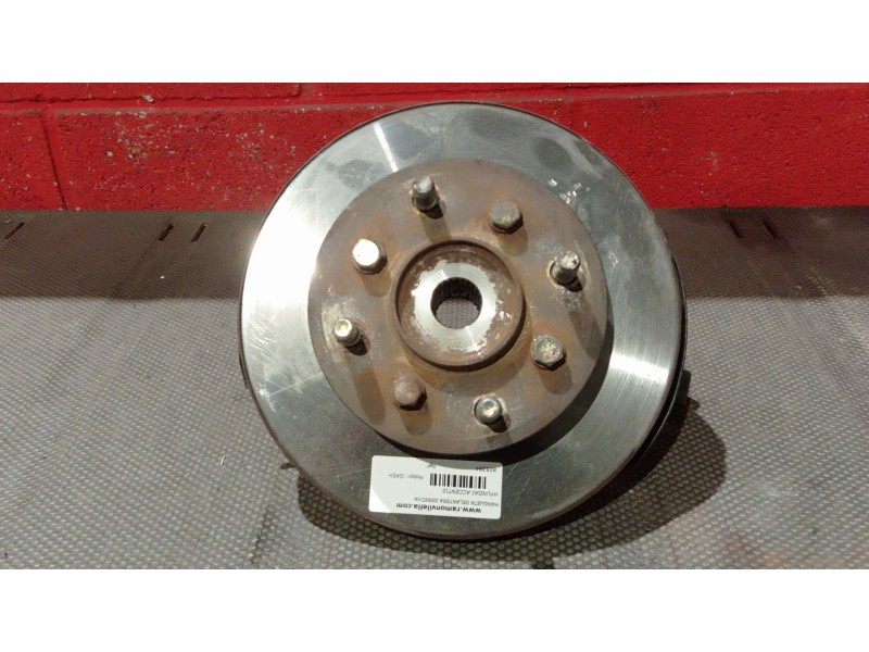 Recambio de mangueta delantera derecha para hyundai accent referencia OEM IAM   