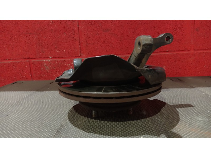 Recambio de mangueta delantera derecha para hyundai accent referencia OEM IAM   