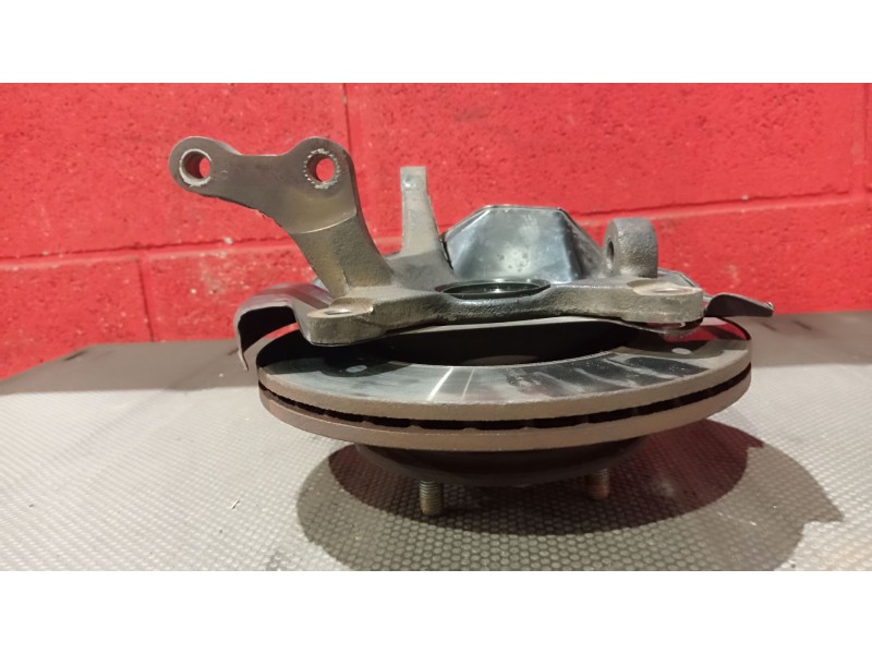 Recambio de mangueta delantera derecha para hyundai accent referencia OEM IAM   