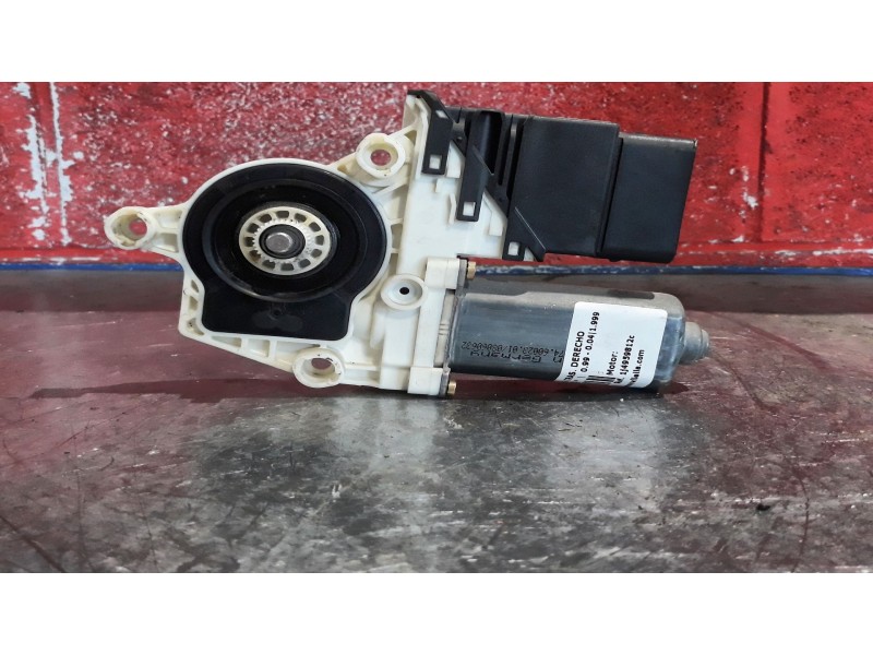 Recambio de motor elevalu. tras. derecho para seat toledo (1m2)  | 0.99 - 0.04  | 0.99 - 0.04 referencia OEM IAM 1J4959812C 9776