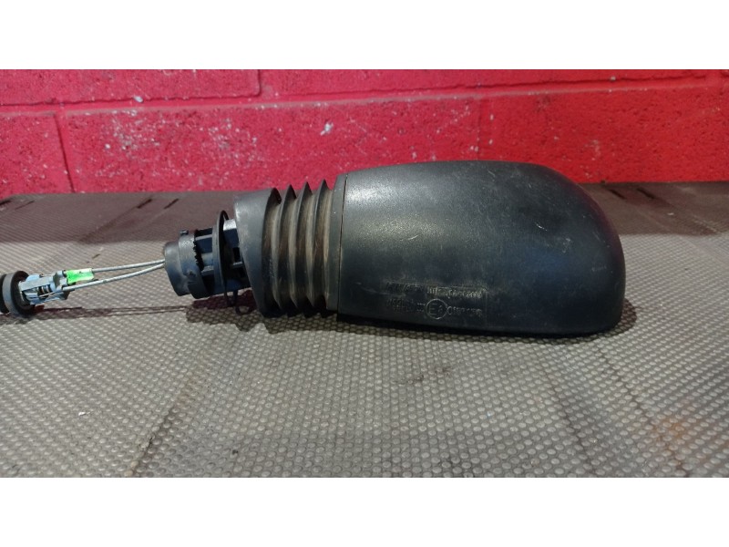Recambio de retrovisor izquierdo para fiat punto berlina (188) 1.2 16v elx | 08.99 - 12.01 1.2 16v elx | 08.99 - 12.01 referenci