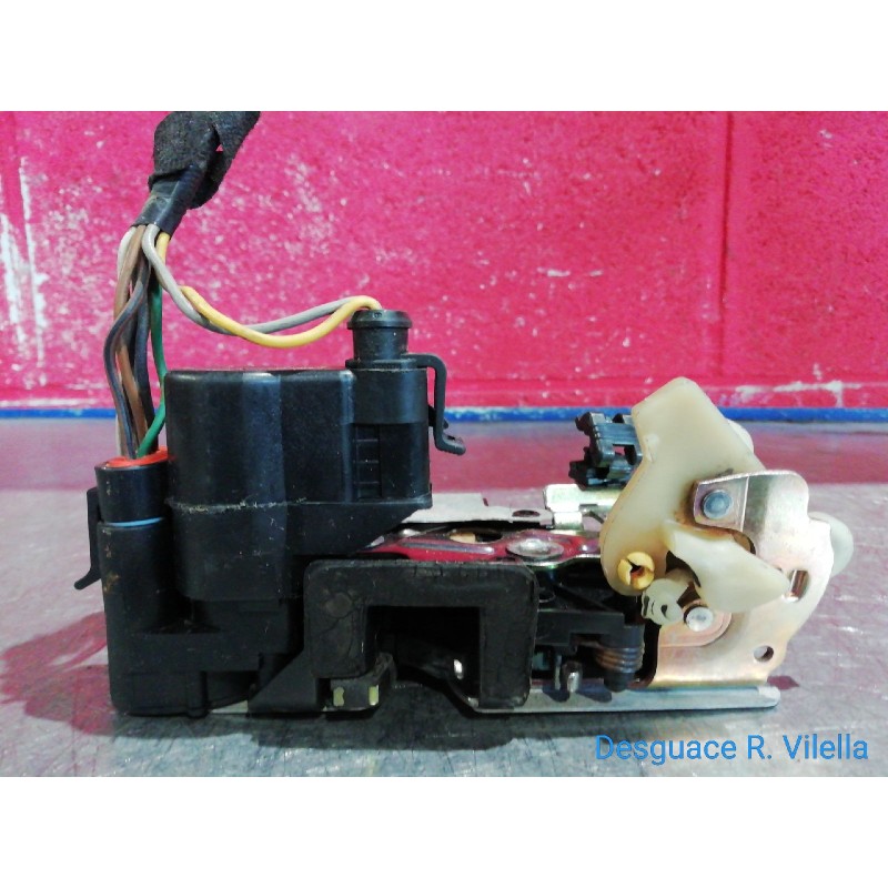 Recambio de cerra. puer. delantero izquierda para fiat brava (182) 1.9 d s | 09.96 - ... 1.9 d s | 09.96 - ... referencia OEM IA