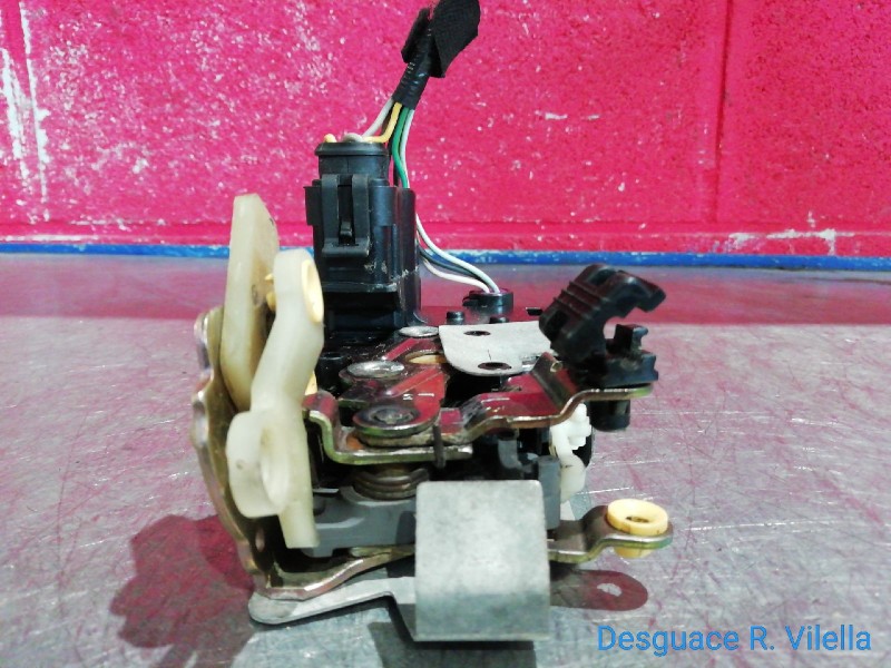 Recambio de cerra. puer. delantero izquierda para fiat brava (182) 1.9 d s | 09.96 - ... 1.9 d s | 09.96 - ... referencia OEM IA