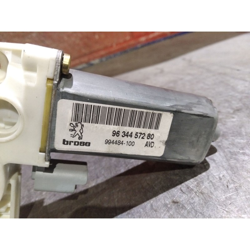 Recambio de motor elevalunas delantero derecho para peugeot 307 (s1) xn | 04.01 - 12.03 xn | 04.01 - 12.03 referencia OEM IAM 96