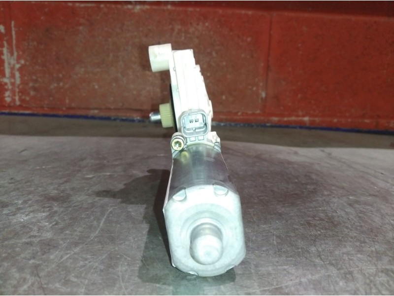 Recambio de motor elevalunas delantero derecho para peugeot 307 (s1) xn | 04.01 - 12.03 xn | 04.01 - 12.03 referencia OEM IAM 96