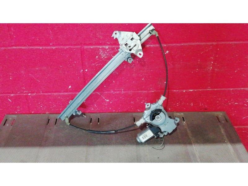 Recambio de elevalunas delantero izquierdo para nissan almera (n16/e) 1.8 16v cat | 0.00 - 0.06 1.8 16v cat | 0.00 - 0.06 refere