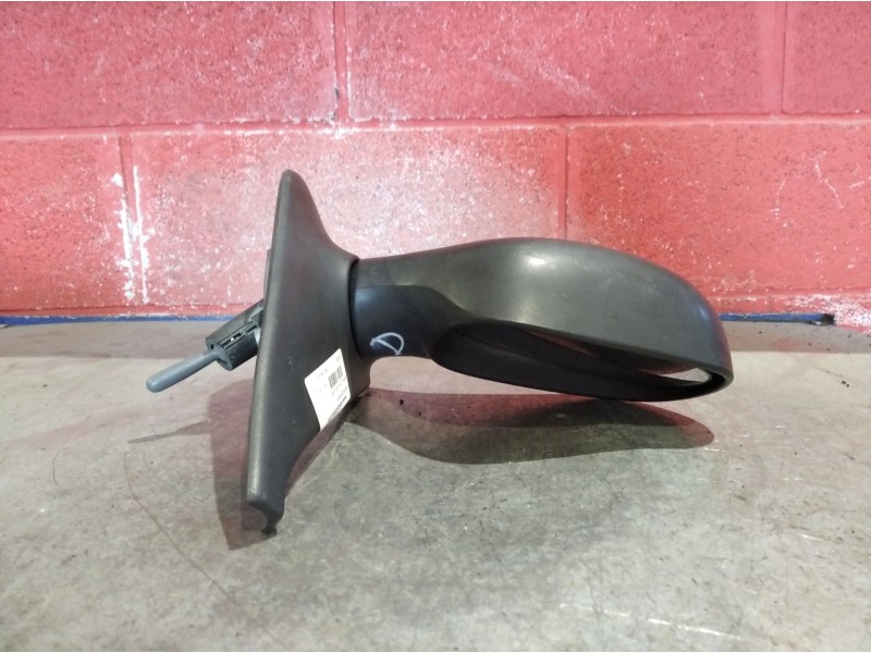 Recambio de retrovisor derecho para renault clio 1.9d referencia OEM IAM MANUAL  
