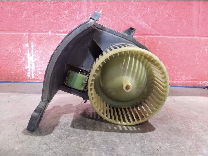 Recambio de motor calefaccion para renault clio 1.9d referencia OEM IAM 576320300   Recambio de motor calefaccion para renault clio 1.9d referencia OEM IAM 576320300