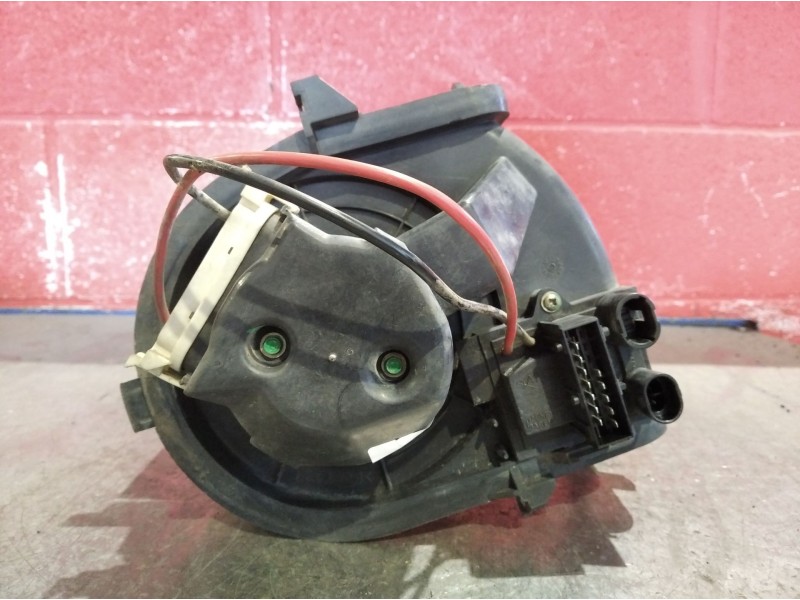 Recambio de motor calefaccion para renault clio 1.9d referencia OEM IAM 576320300   Recambio de motor calefaccion para renault clio 1.9d referencia OEM IAM 576320300