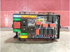 Recambio de caja reles fusibles para fiat grande punto (199) 1.4 8v active referencia OEM IAM 51727884BZ  