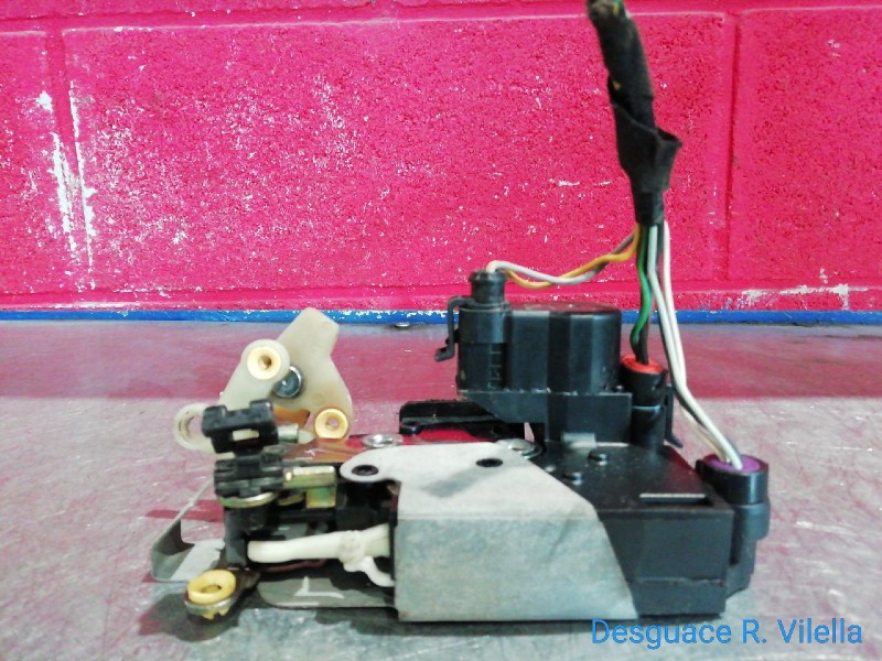 Recambio de cerra. puer. delantero izquierda para fiat brava (182) 1.9 d s | 09.96 - ... 1.9 d s | 09.96 - ... referencia OEM IA