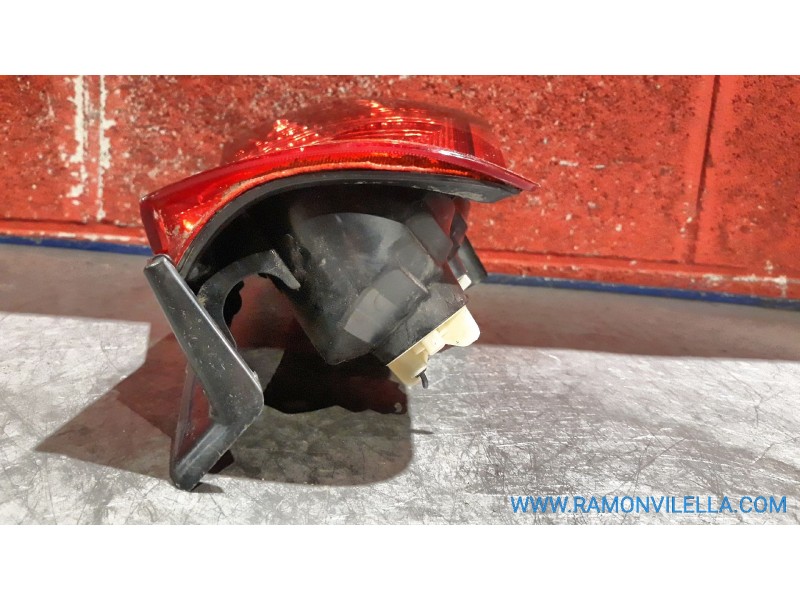 Recambio de piloto trasero izquierdo para hyundai matrix (fc) 1.6 gls | 08.01 - 12.10 1.6 gls | 08.01 - 12.10 referencia OEM IAM