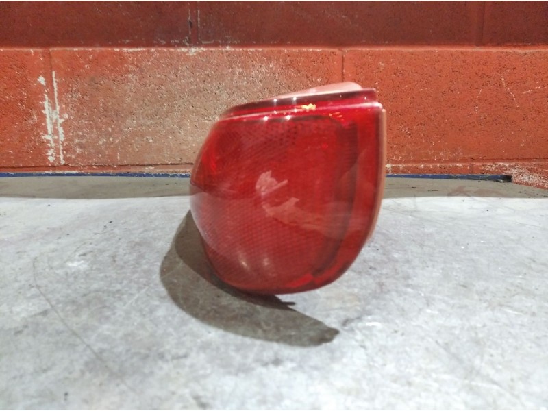 Recambio de piloto trasero derecho para fiat seicento (187) referencia OEM IAM    Recambio de piloto trasero derecho para fiat seicento (187) referencia OEM IAM