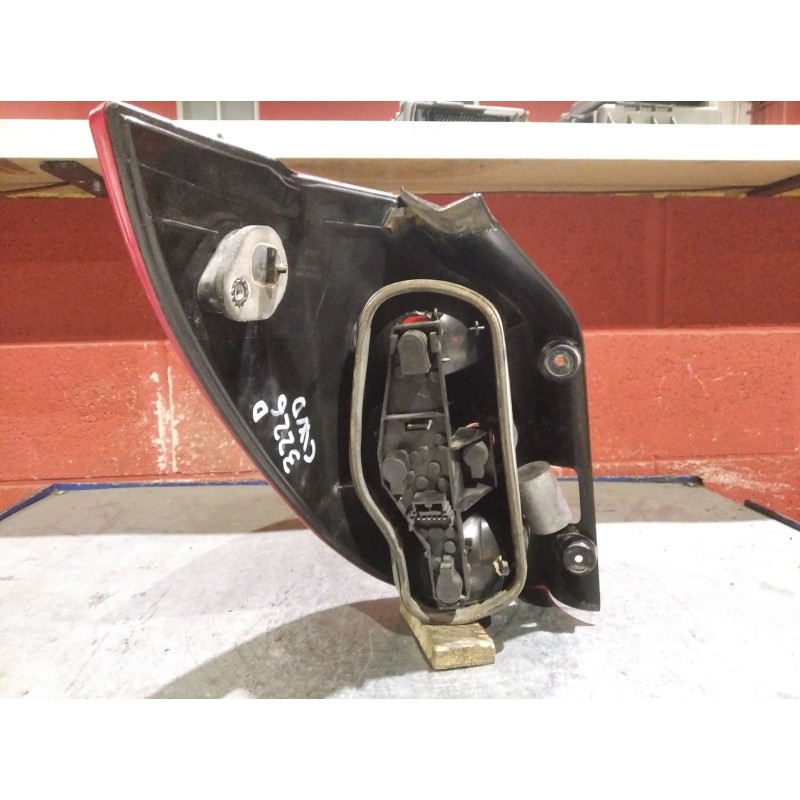 Recambio de piloto trasero derecho para renault laguna ii (bg0) 1.9 dci diesel | 0.01 - ... 1.9 dci diesel | 0.01 - ... referenc