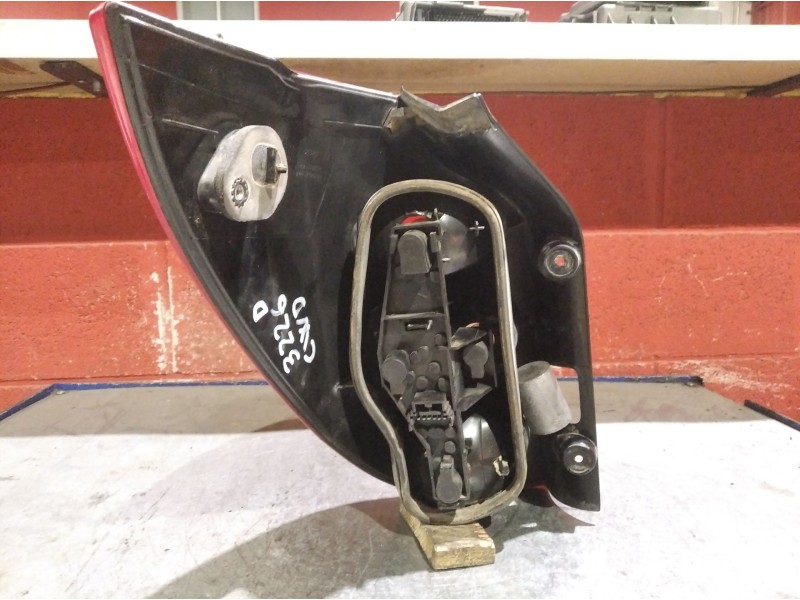 Recambio de piloto trasero derecho para renault laguna ii (bg0) 1.9 dci diesel | 0.01 - ... 1.9 dci diesel | 0.01 - ... referenc