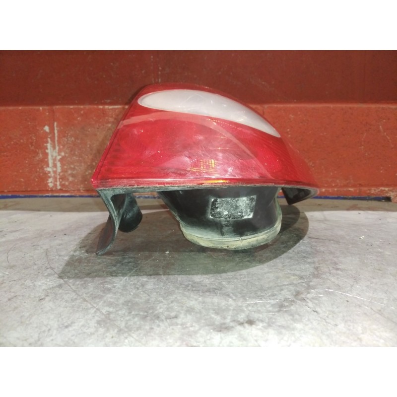 Recambio de piloto trasero derecho para renault laguna ii (bg0) 1.9 dci diesel | 0.01 - ... 1.9 dci diesel | 0.01 - ... referenc