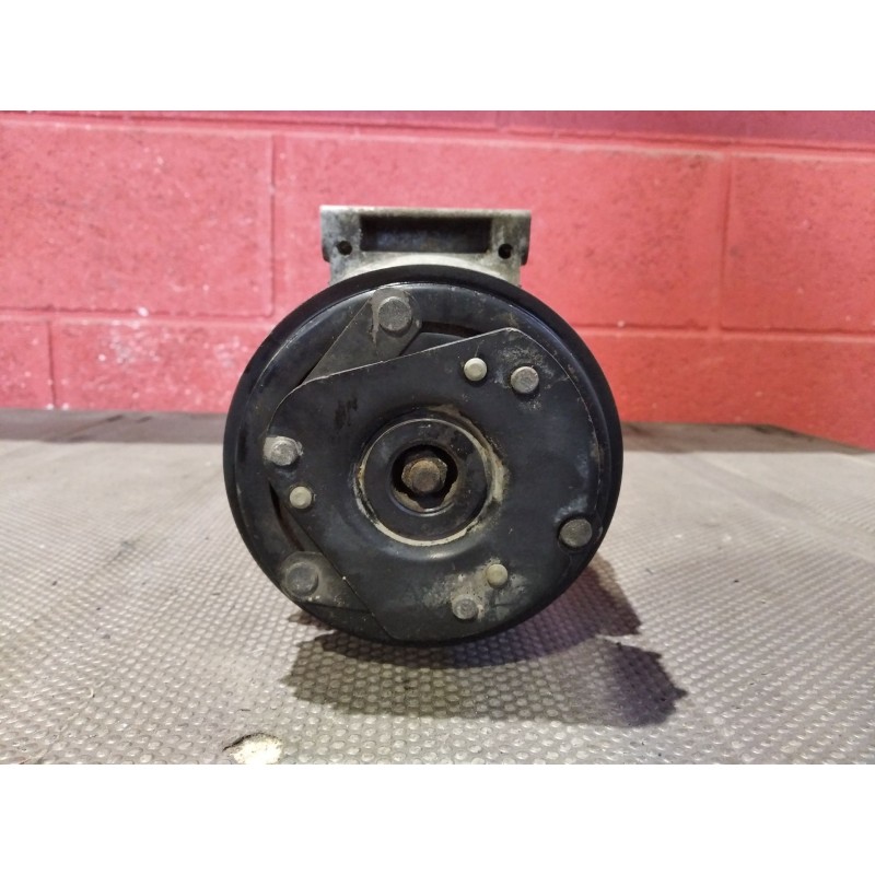 Recambio de compresor aire acondicionado para renault megane i fase 2 classic (la..) 1.9 dci diesel cat referencia OEM IAM 77001