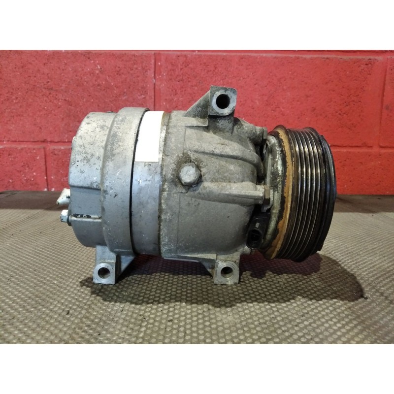 Recambio de compresor aire acondicionado para renault megane i fase 2 classic (la..) 1.9 dci diesel cat referencia OEM IAM 77001